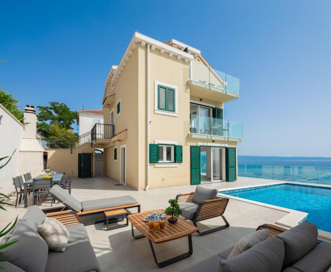 Epetium Beach Villa Split Bagian luar foto