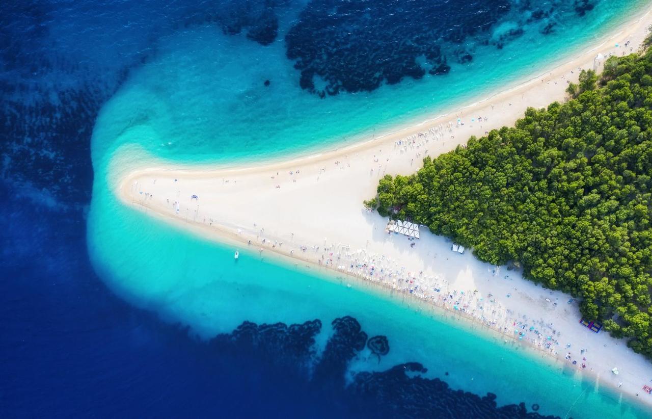 Epetium Beach Villa Split Bagian luar foto