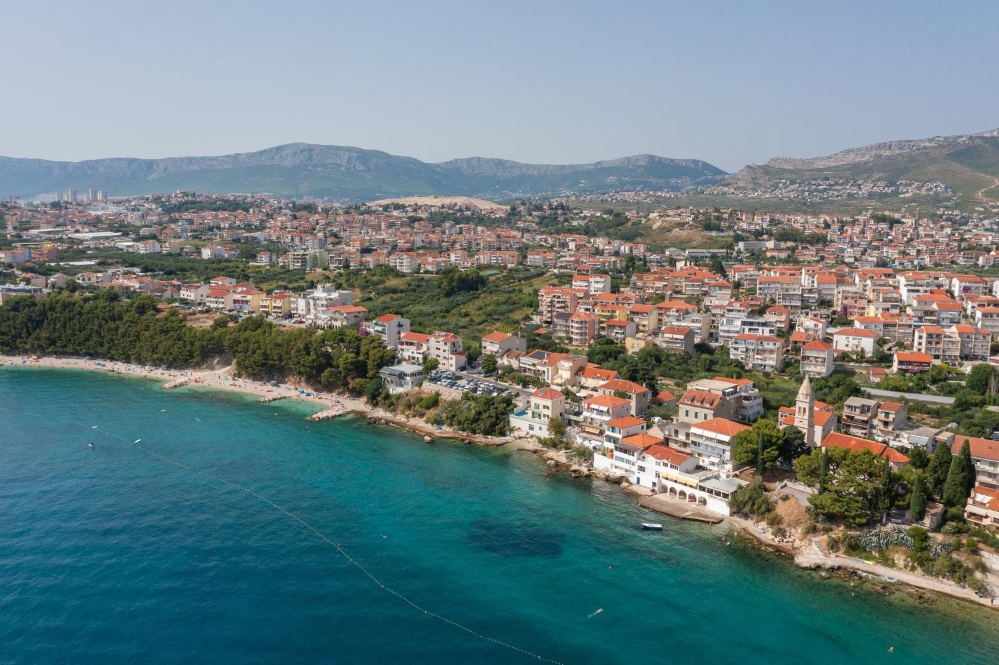 Epetium Beach Villa Split Bagian luar foto