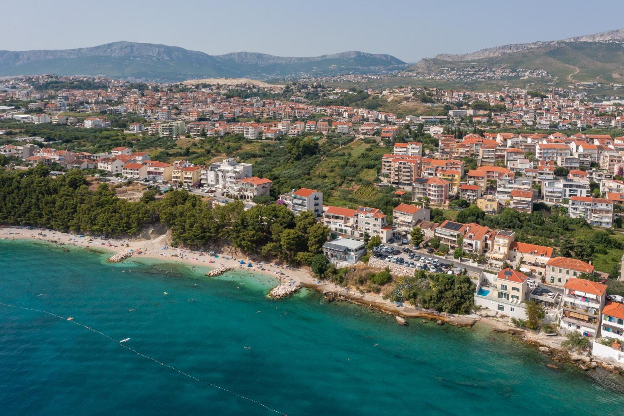 Epetium Beach Villa Split Bagian luar foto